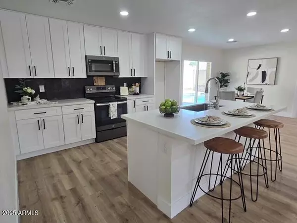 Tempe, AZ 85283,6607 S MITCHELL Drive
