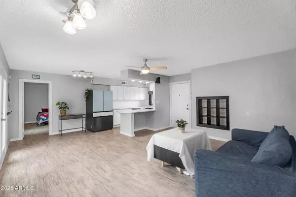 Tempe, AZ 85288,950 S ACORN Avenue