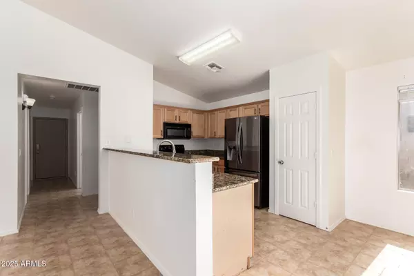 San Tan Valley, AZ 85144,2433 W HAYDEN PEAK Drive