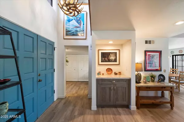 Scottsdale, AZ 85260,11011 N 92nd Street #1010