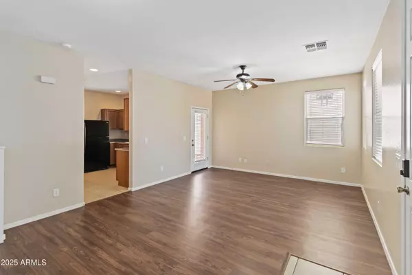 Tolleson, AZ 85353,10 N 88TH Avenue