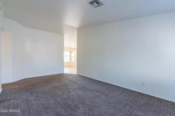 Coolidge, AZ 85128,819 W HESS Avenue