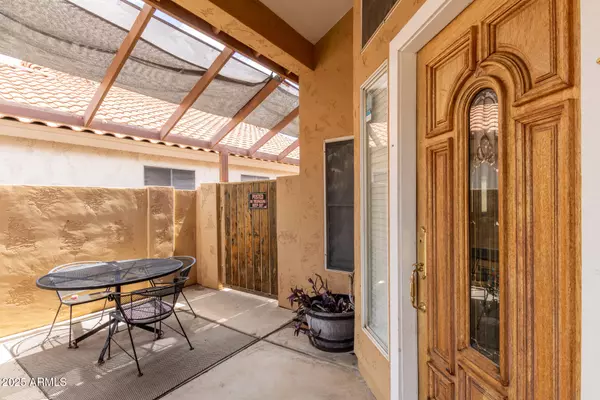 Phoenix, AZ 85024,1933 E MORROW Drive
