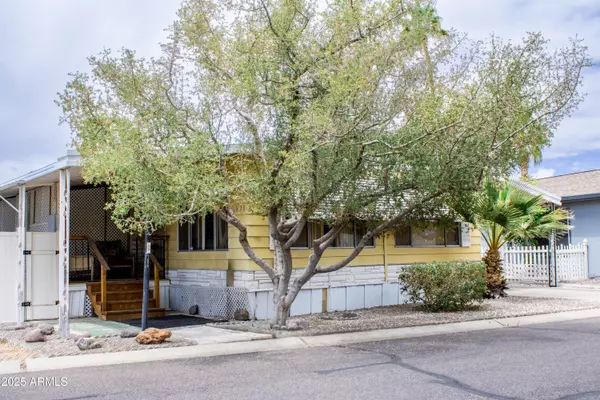 Phoenix, AZ 85023,16820 N 1st Avenue #33
