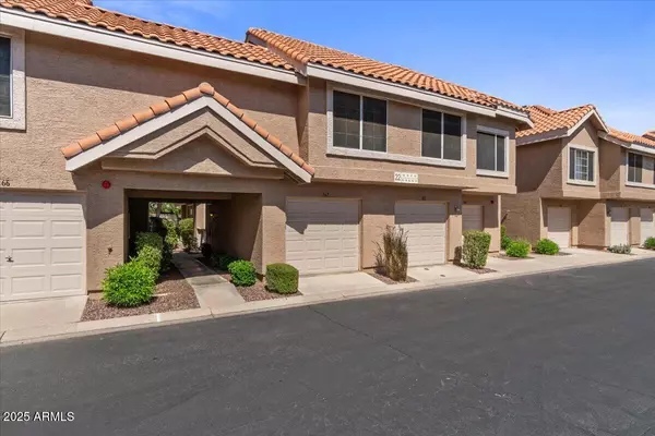 1633 E LAKESIDE Drive #167, Gilbert, AZ 85234