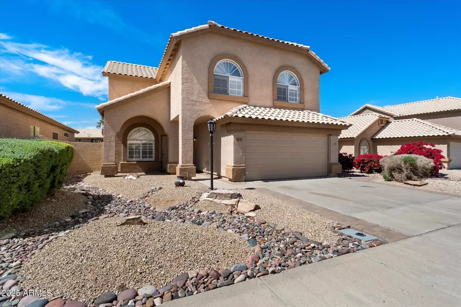 11155 E LAUREL Lane, Scottsdale, AZ 85259