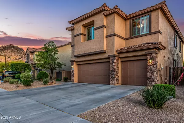 9113 W WHITE FEATHER Lane, Peoria, AZ 85383
