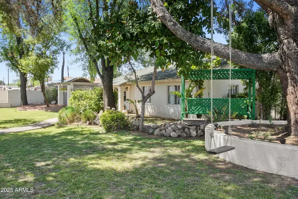 Mesa, AZ 85201,430 N VINEYARD --