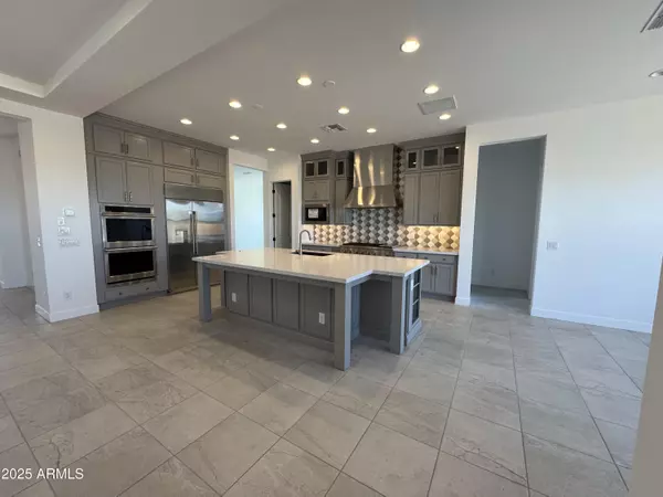 Peoria, AZ 85383,26232 N 77TH Drive