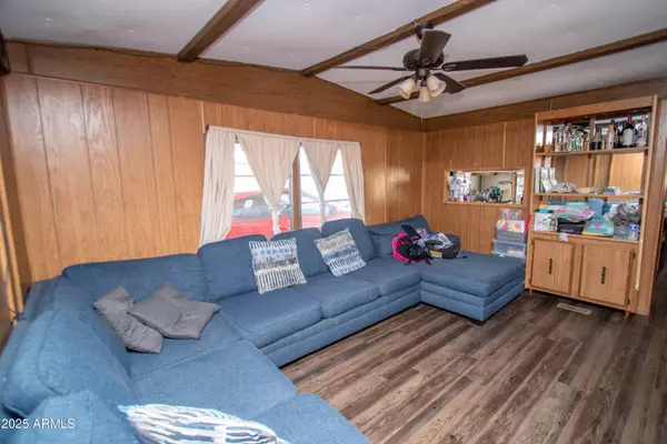 Mesa, AZ 85208,678 S 93RD Place