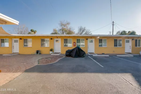 Tempe, AZ 85281,1219 S Farmer Avenue
