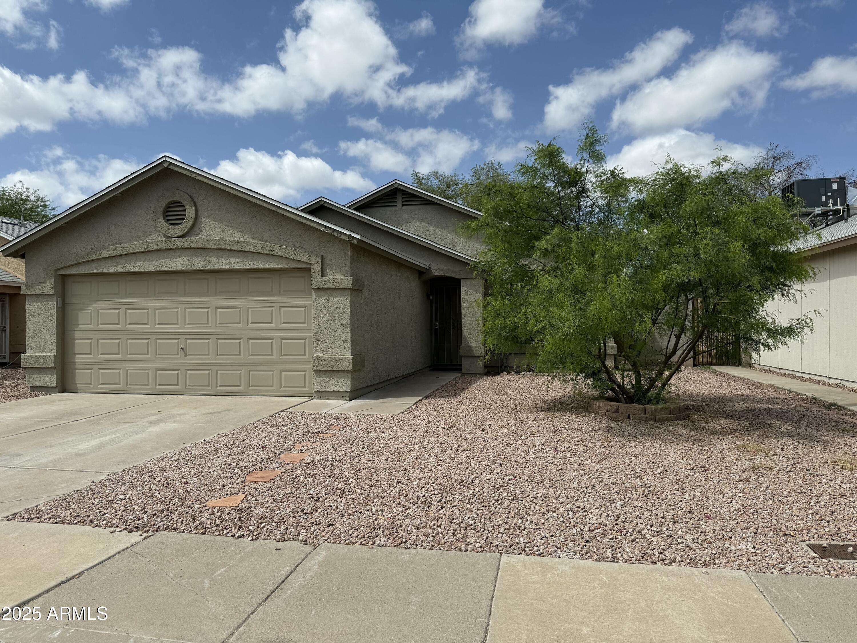 Phoenix, AZ 85027,22214 N 32ND Avenue