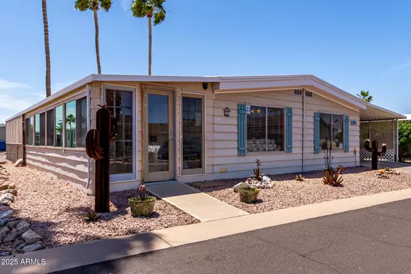 661 S Hawes Road #81, Mesa, AZ 85208