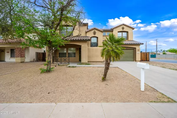 2904 W CAVALIER Drive, Phoenix, AZ 85017