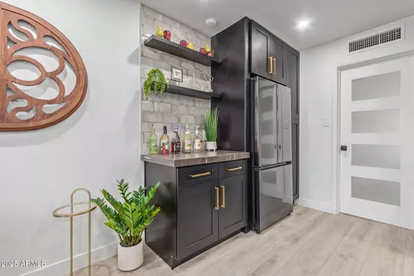 Scottsdale, AZ 85250,5995 N 78TH Street #2078