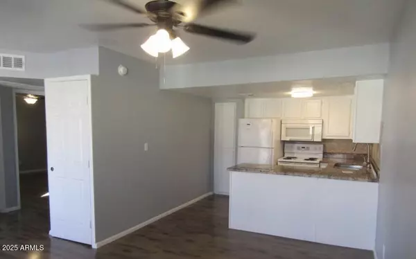 Phoenix, AZ 85027,21622 N 23RD Avenue #B 304