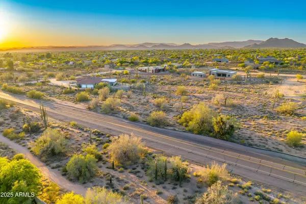 Scottsdale, AZ 85266,7120 E DYNAMITE Boulevard #-