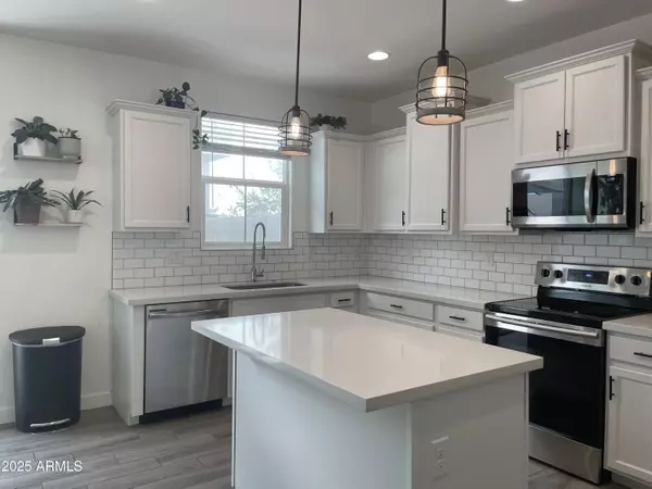 Mesa, AZ 85212,5549 S DILLON --