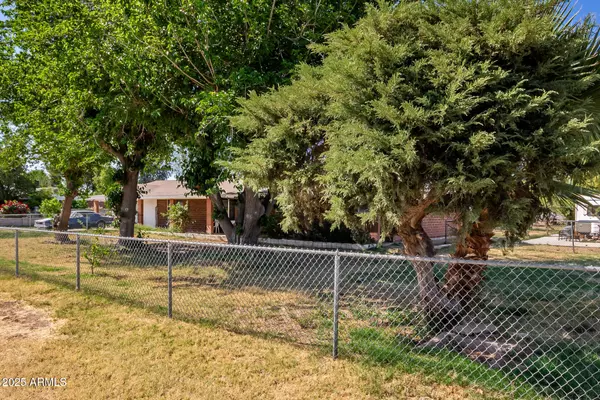 Tolleson, AZ 85353,11422 W HIDALGO Avenue