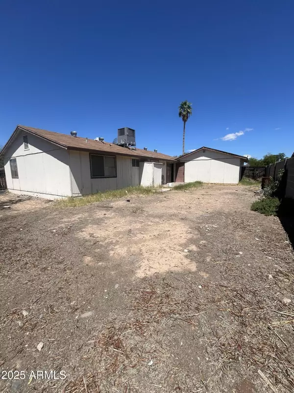 Glendale, AZ 85306,6225 W ZOE ELLA Way