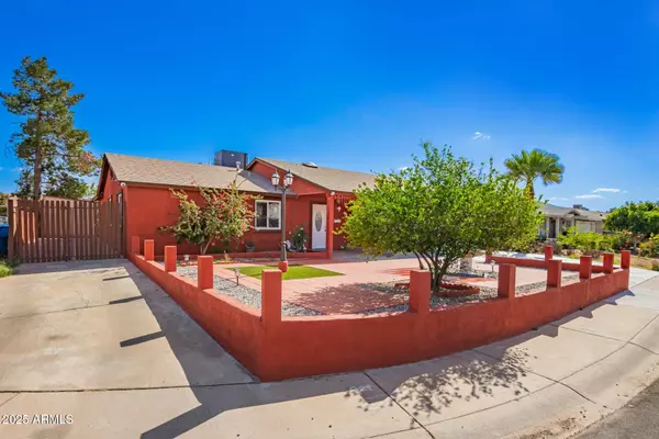 Phoenix, AZ 85037,8623 W INDIANOLA Avenue