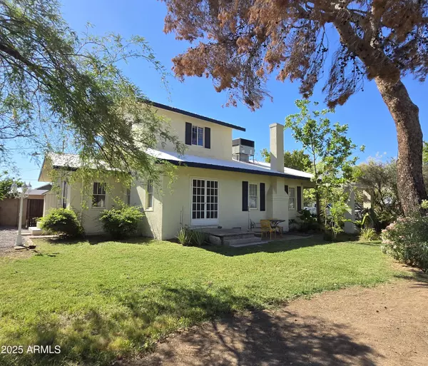 8211 W MADISON Street, Peoria, AZ 85345
