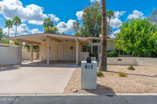 Phoenix, AZ 85023,617 W GIBRALTAR Lane