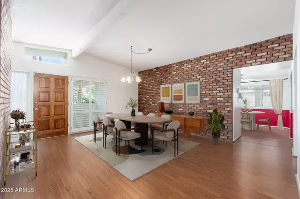 Phoenix, AZ 85023,617 W GIBRALTAR Lane