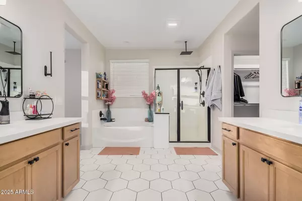 Glendale, AZ 85307,12874 W FLYNN Court
