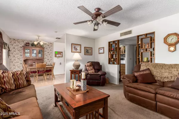 Mesa, AZ 85205,6337 E EVERGREEN Street