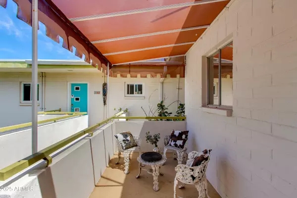 Phoenix, AZ 85013,102 W MARYLAND Avenue #B2