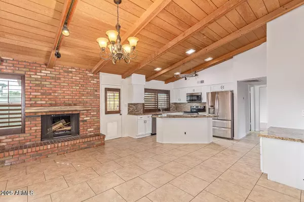 Mesa, AZ 85203,1316 N SPRING Circle