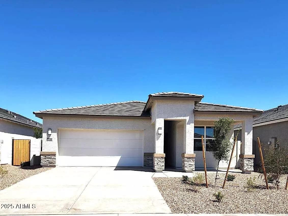 Tolleson, AZ 85353,10612 W SONRISAS Street