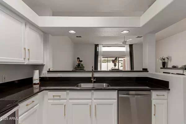 Mesa, AZ 85207,7006 E Jensen Street #40