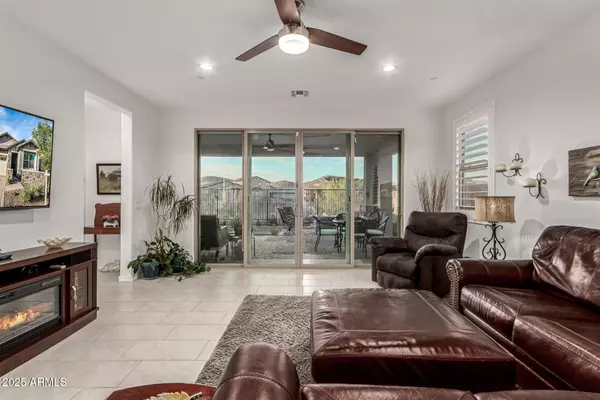 Peoria, AZ 85383,13384 W RED RANGE Way