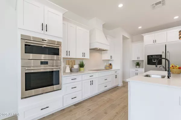Queen Creek, AZ 85144,6514 W Apex Avenue