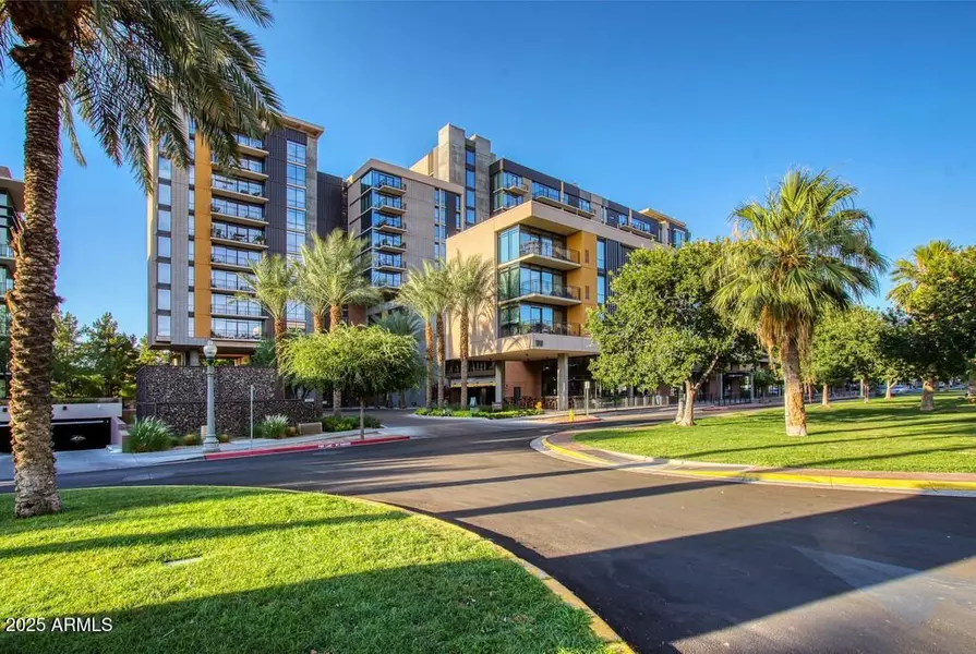 200 W PORTLAND Street #1024, Phoenix, AZ 85003