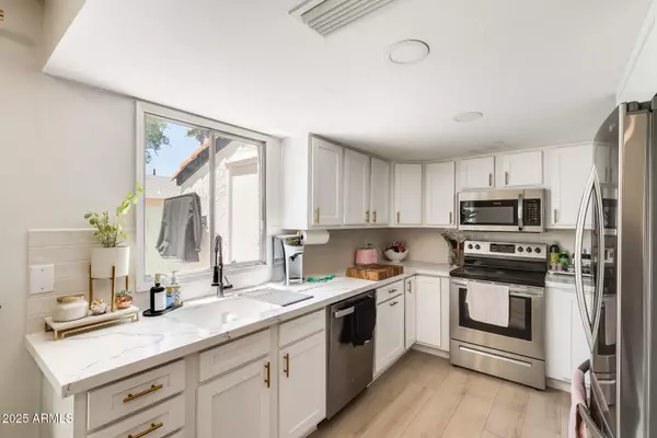 Phoenix, AZ 85013,5350 N 3RD Avenue