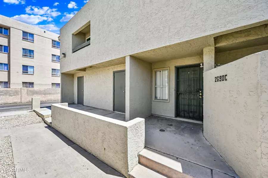 2690 N 43RD Avenue #30C, Phoenix, AZ 85009