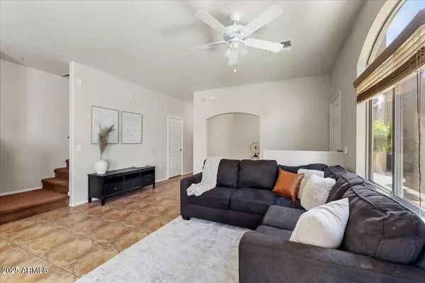 Tempe, AZ 85288,2402 E 5TH Street #1741