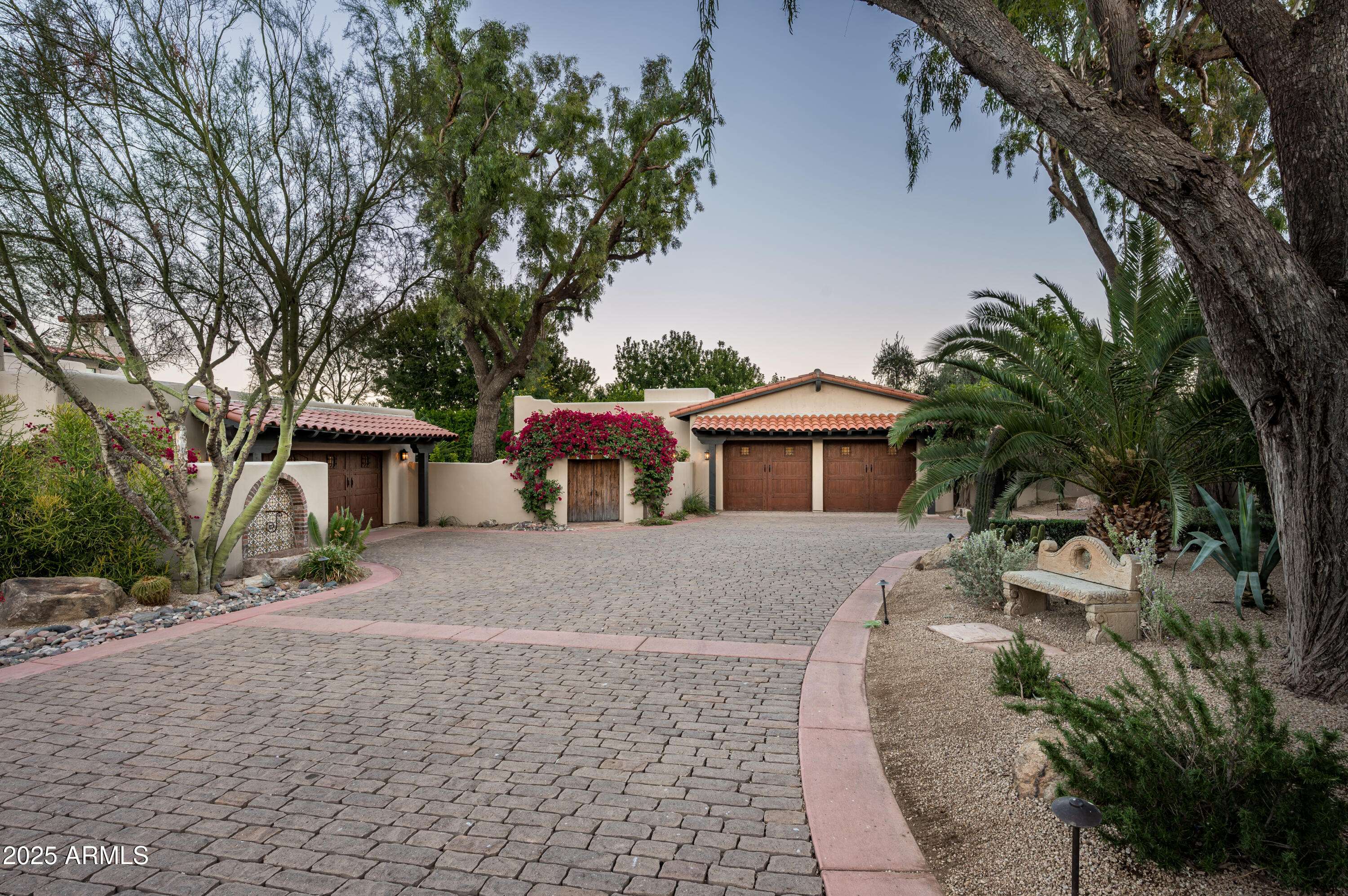 Paradise Valley, AZ 85253,6019 N 62ND Place