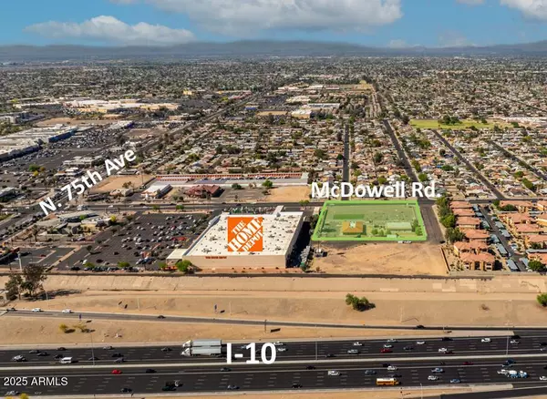 Phoenix, AZ 85035,7308 W LYNWOOD Street