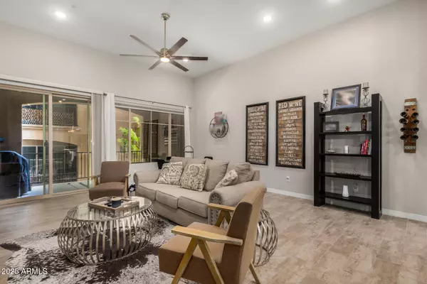 Phoenix, AZ 85045,15550 S 5TH Avenue #130