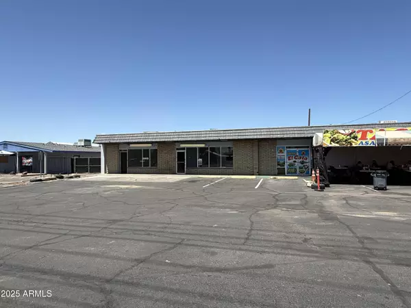 Glendale, AZ 85301,5132 W CAMELBACK Road