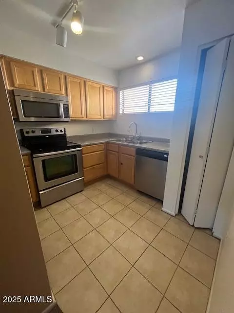 Glendale, AZ 85304,11640 N 51st Avenue #248