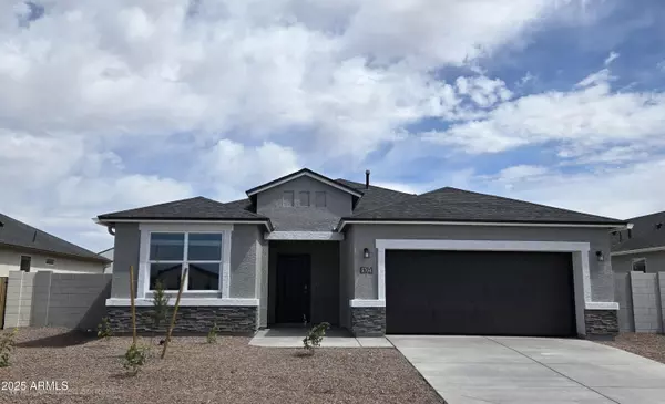 5704 E Smeaton Place, San Tan Valley, AZ 85140