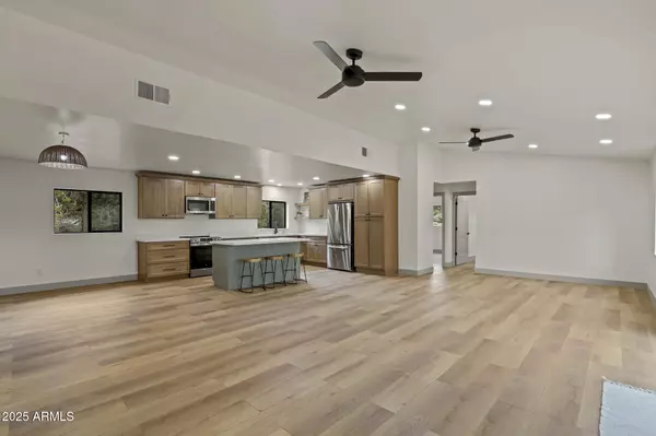 Payson, AZ 85541,169 N Lee's Way