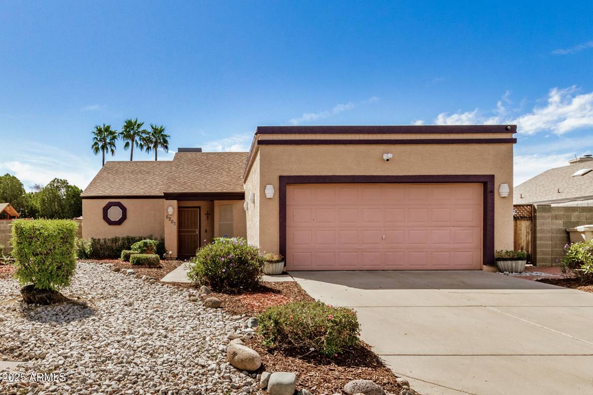 Glendale, AZ 85306,6203 W CARIBE Lane