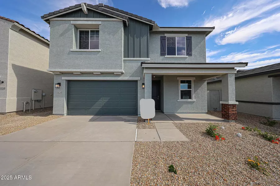 18236 W DALEY Lane, Surprise, AZ 85387