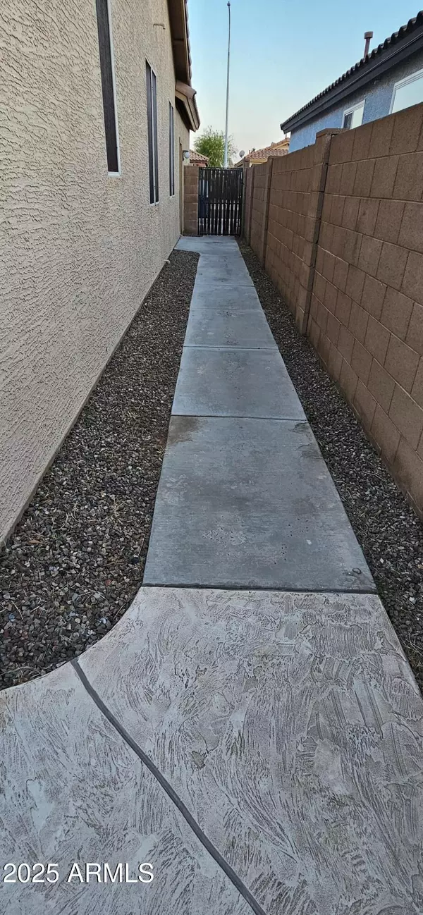 Chandler, AZ 85226,6722 W SHANNON Street